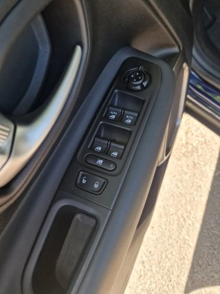 Jeep Renegade 1.6 Mjet 130cv Limited pocos kms