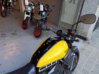 YAMAHA XSR 700 ABS