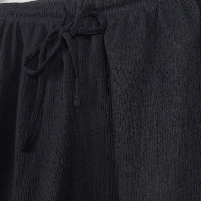 H&M Black Textured Drawstring Shorts