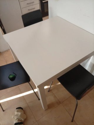Mesa 90 x 90 del Ikea extensible + 4 Sillas
