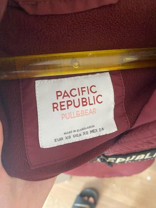 Chaqueta Pacific Republic Roja