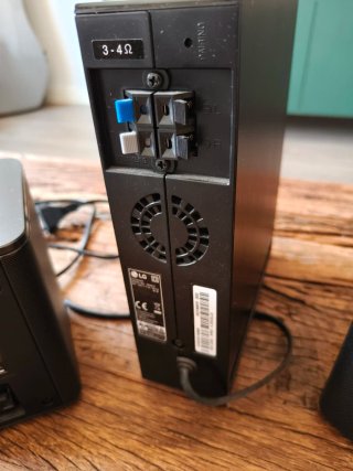 Altavoces LG SPK8