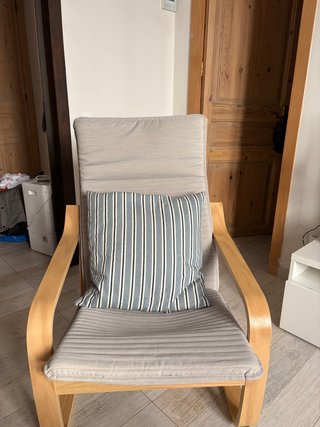 Sedie IKEA POÄNG in tessuto grigio