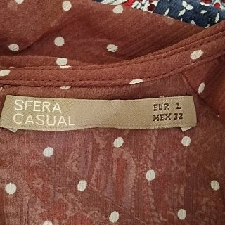 Blusa marrón lunares semitransparente