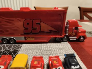 Lote Camión y Coches Rayo McQueen