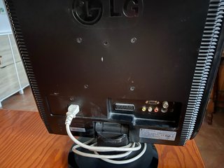 Monitor LG TV + Pantalla Ordenador