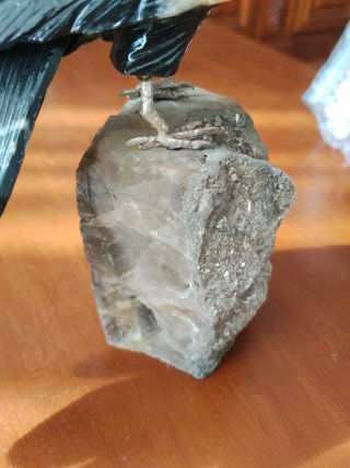 Figura Tucán Jade y Piedra