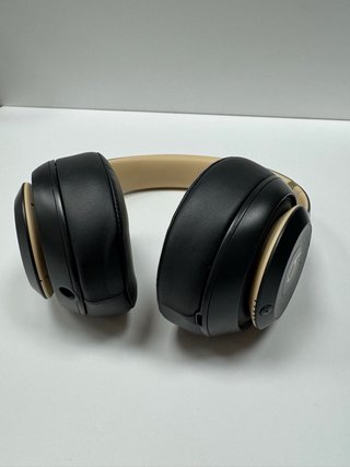 Beats Studio 3 Auriculares Negro y Dorado