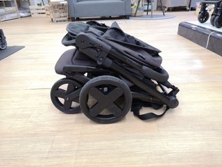 Silla de paseo Cybex ETU Plus