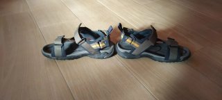 Sandalias Geox Beige y Gris