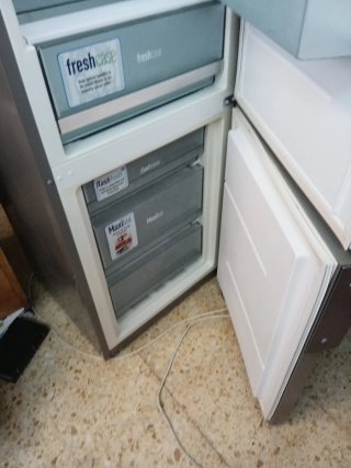 Nevera Panasonic plateada