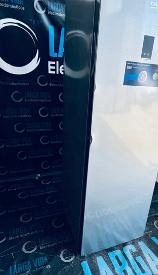 539.Congelador Beko Vertical Cajones No Frost Nuev