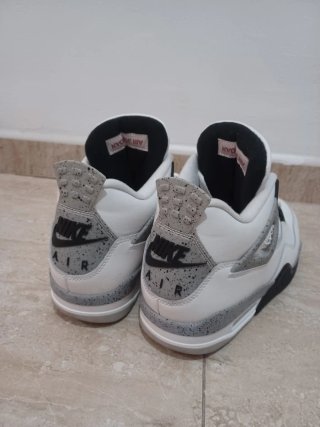 Air Jordan 4 Retro Bianco Grigio