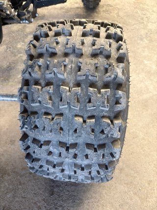 Llantas Yamaha Banshee Blancas AT21X7-10