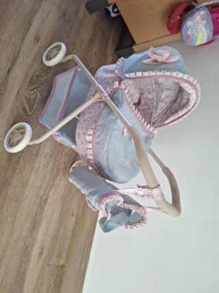 Carrito de muñecas Cuevas