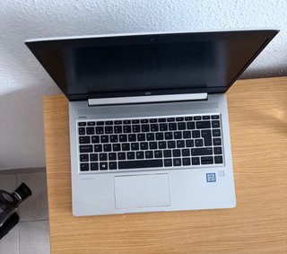 Portátil HP i3 8ª Gen 1TB SSD 8GB RAM