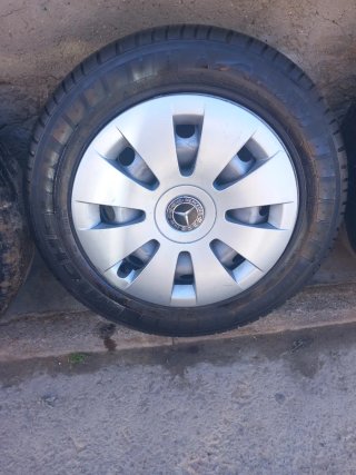 Ruedas de coche o furgoneta
