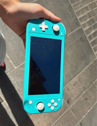 Nintendo Switch Lite + Animal Crossing