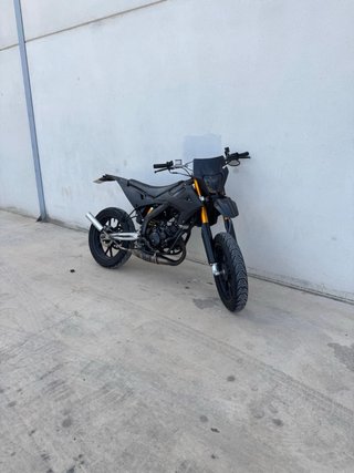 RIEJU MRT 50 SM PRO Negra ITV HASTA 2027