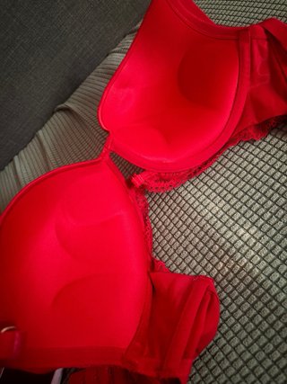 Conjunto lencería rojo Primark talla M