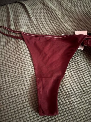 Conjunto lencería rojo Primark talla M