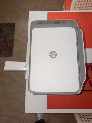 Stampante multifunzione HP DeskJet 2700