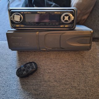 Radio cassette Pioneer KEH-P8010R MOSFET 50Wx4