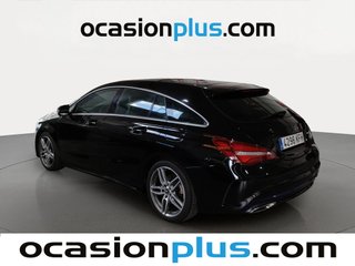 Mercedes-Benz CLA Shooting Brake 200 115 kW (156 CV)