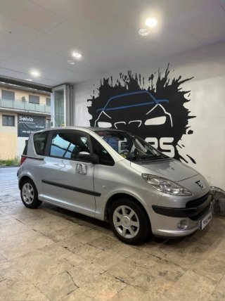 Peugeot 1007 2005