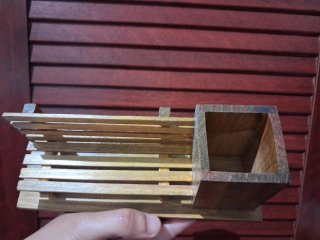 Porta Lápices Madera Banco