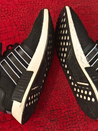 Zapatillas Adidas NMD R1 Talla 42