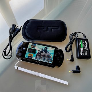PSP 1004 Negra - Pack Completo 64GB + Accesorios