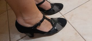 Scarpe con tacco del brand "Confort" in vera pelle