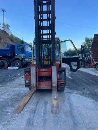 Carretilla elevadora hyster 5,5 tonelada 7300horas