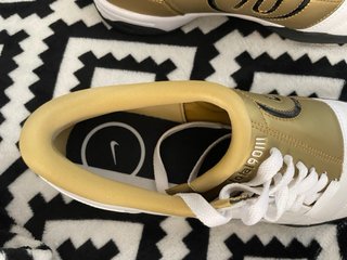 Nike Total 90 SP Oro Metálico