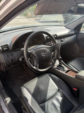 Mercedes-Benz c220 2003 automático