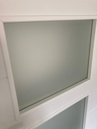 Puerta de paso abatible vidriera de 1 hoja.