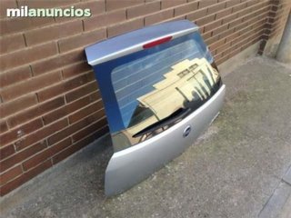 Porton trasero fiat punto 2005-2014