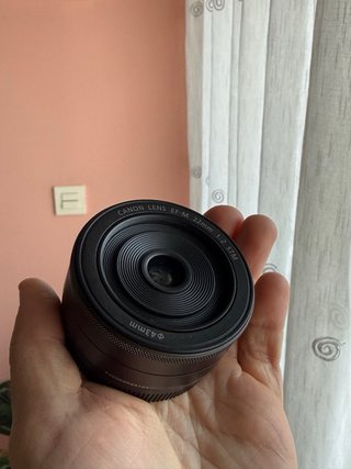 Canon EF-M 22mm f/2 STM Lente