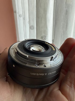 Canon EF-M 22mm f/2 STM Lente