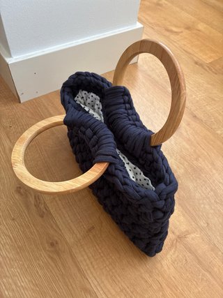 Bolso artesanal azul de verano