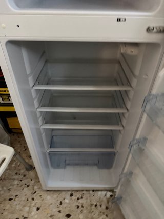 Nevera blanca