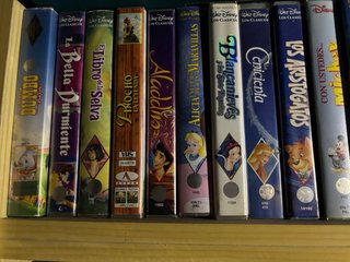 Películas VHS Disney Clásicos (Español)