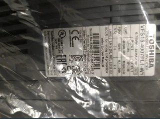 Variador Frecuencia Toshiba VFS15-4007PL1-W1.