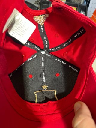 Gorra Adidas España Roja y Dorada