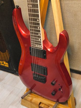 Pack Guitarra Harley Benton + Ampli Line 6 V20