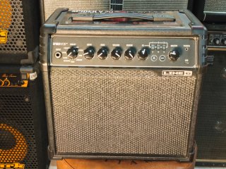 Pack Guitarra Harley Benton + Ampli Line 6 V20