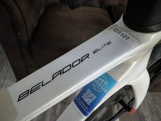BERRIA BELADOR CARBON 105 G5101