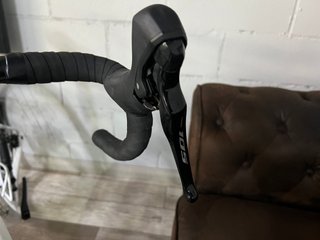 BERRIA BELADOR CARBON 105 G5101