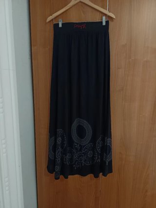 Falda Larga Desigual Estampada Talla M